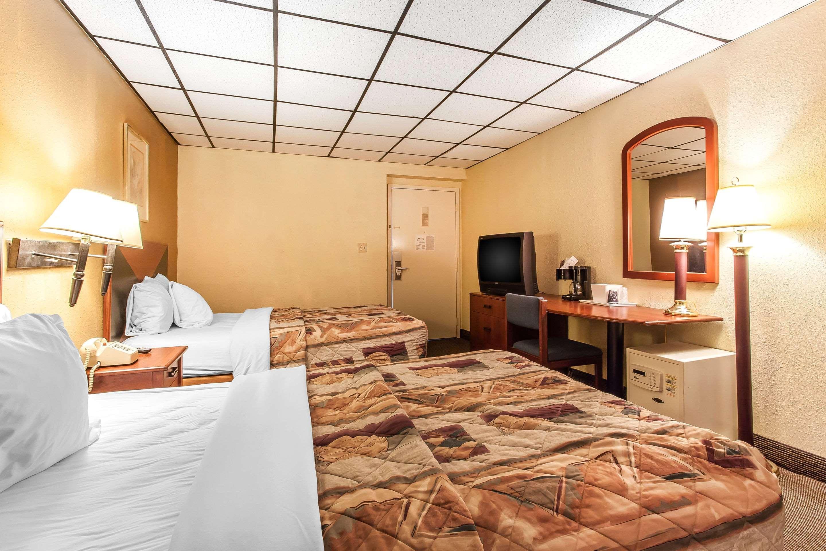 Rodeway Inn North Sandusky Exterior foto
