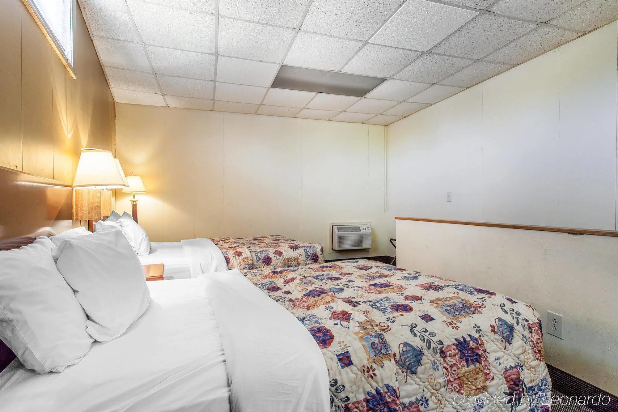 Rodeway Inn North Sandusky Exterior foto